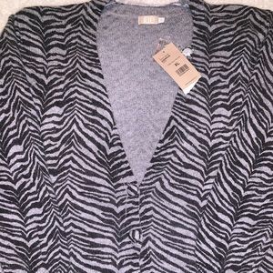 Long sleeve animal-print cardigan
